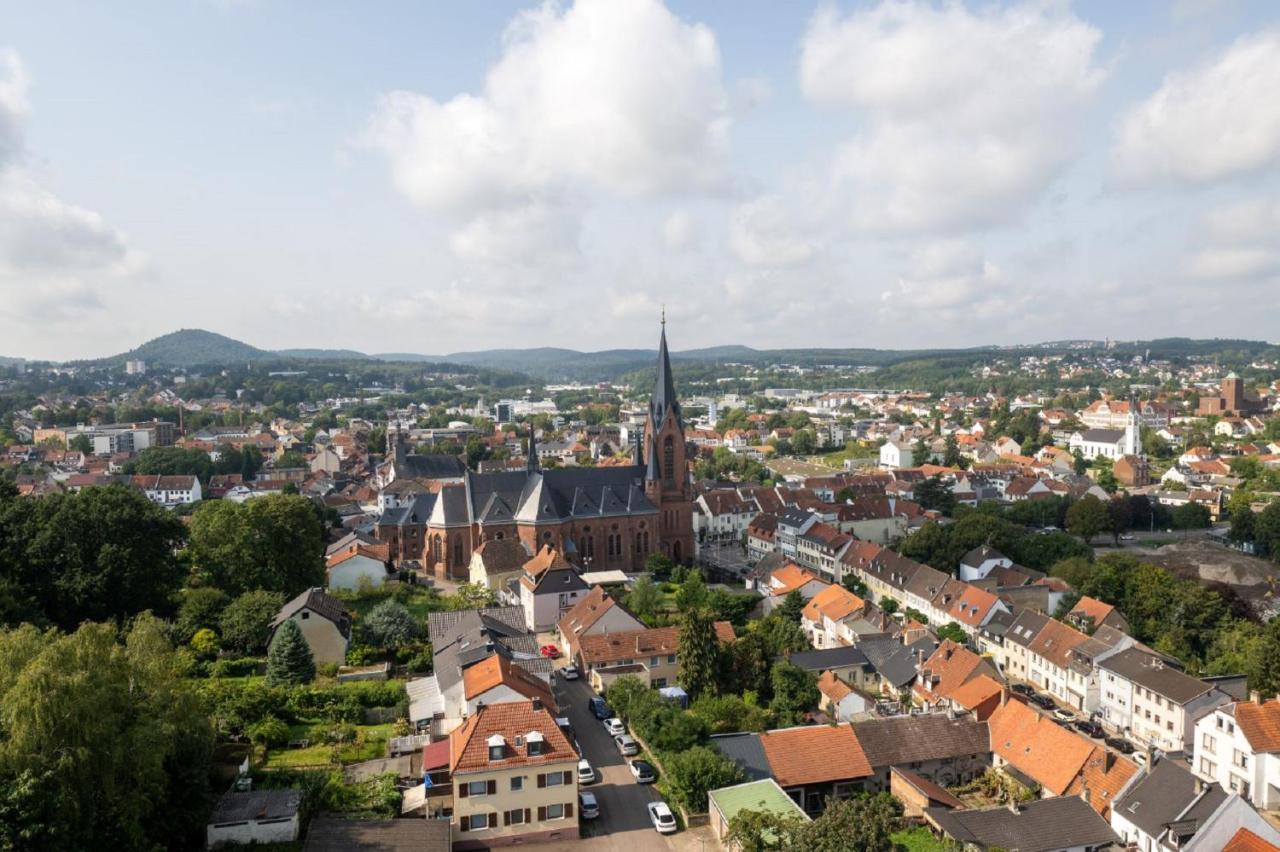 Hennen-Nest Lägenhet Sankt Ingbert Exteriör bild